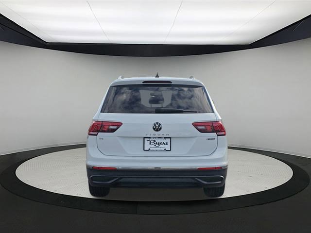 Used 2022 Volkswagen Tiguan SE image 6