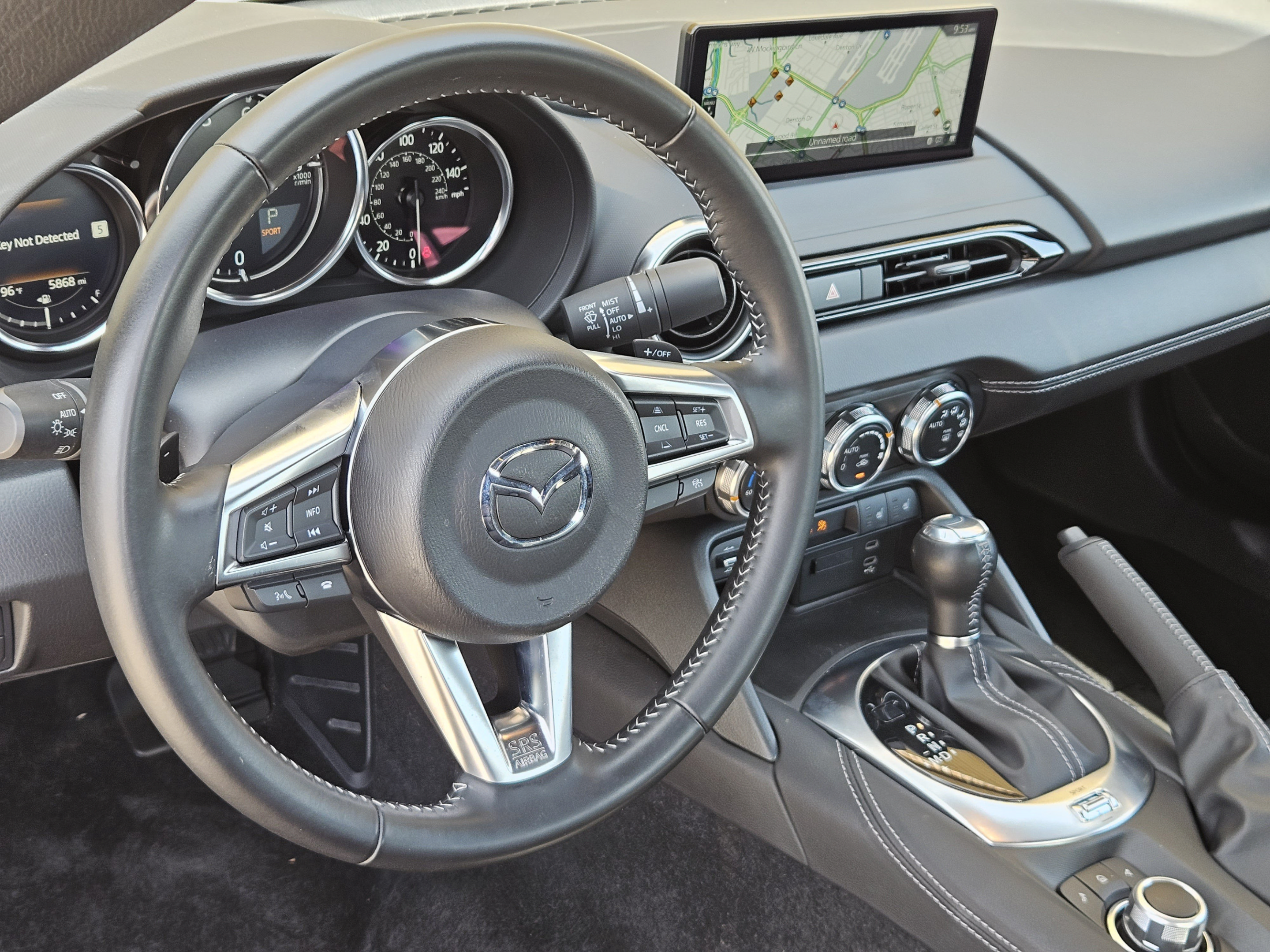Used 2024 MAZDA MX-5 Miata RF Grand Touring RWD image 25