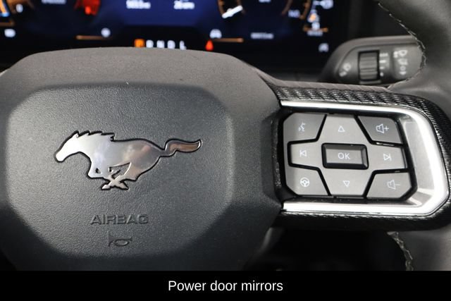 Used 2025 Ford Mustang Coupe RWD image 10