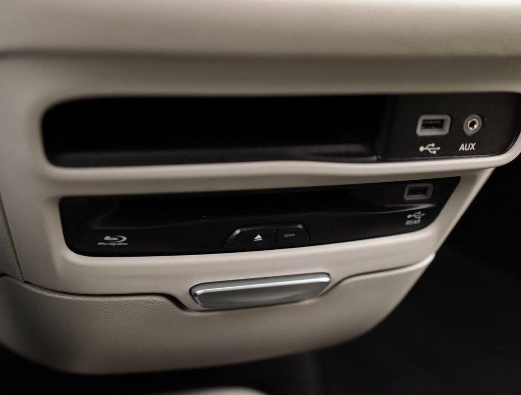 Used 2018 Chrysler Pacifica Limited w/ Advanced Safetytec Group image 19