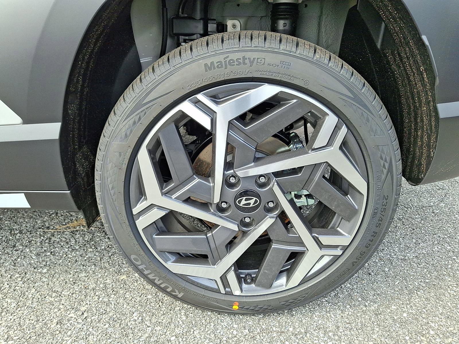 New 2026 Hyundai Kona SEL Premium image 6