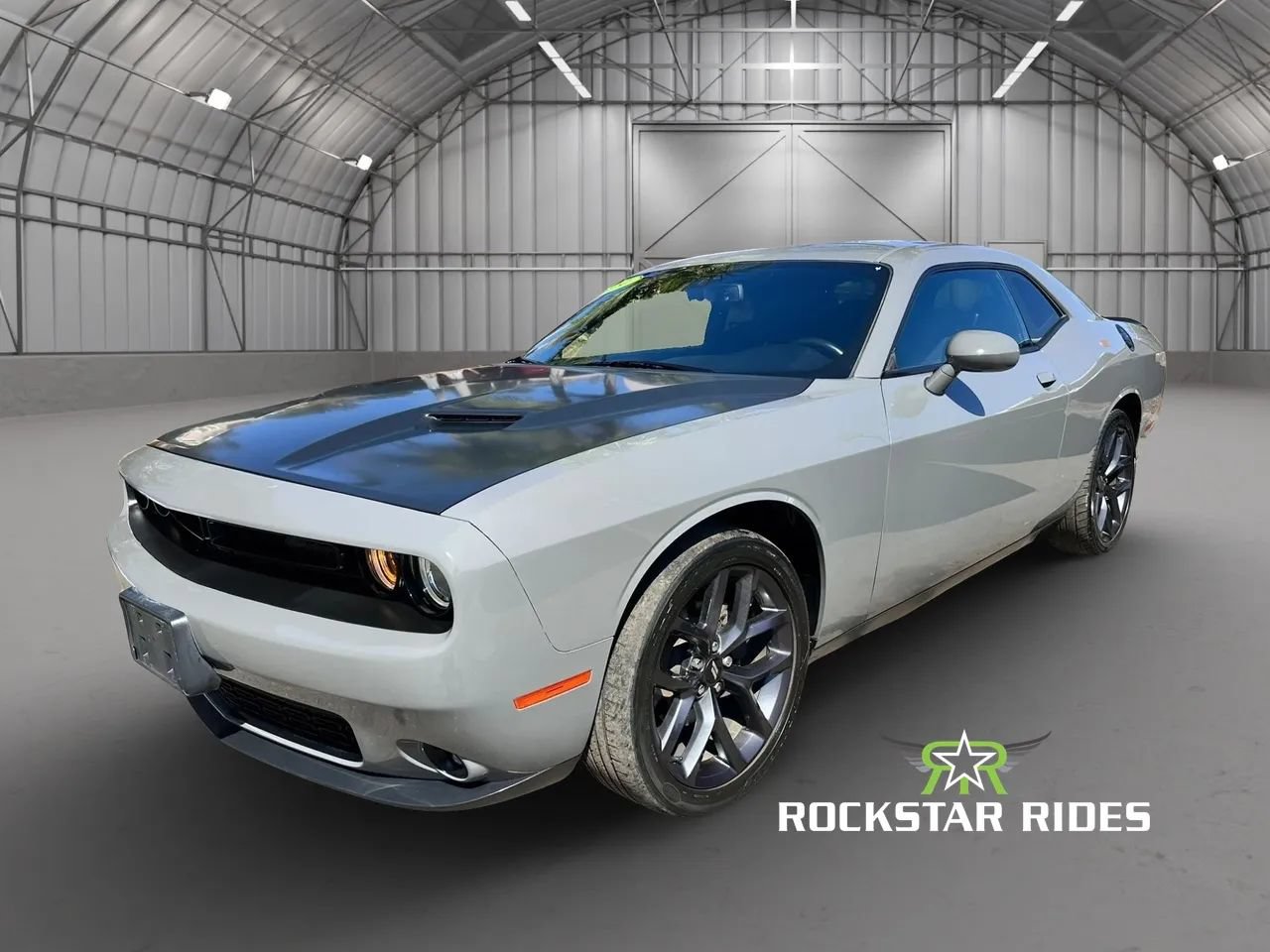 Used 2019 Dodge Challenger SXT w/ Blacktop Package RWD image 11