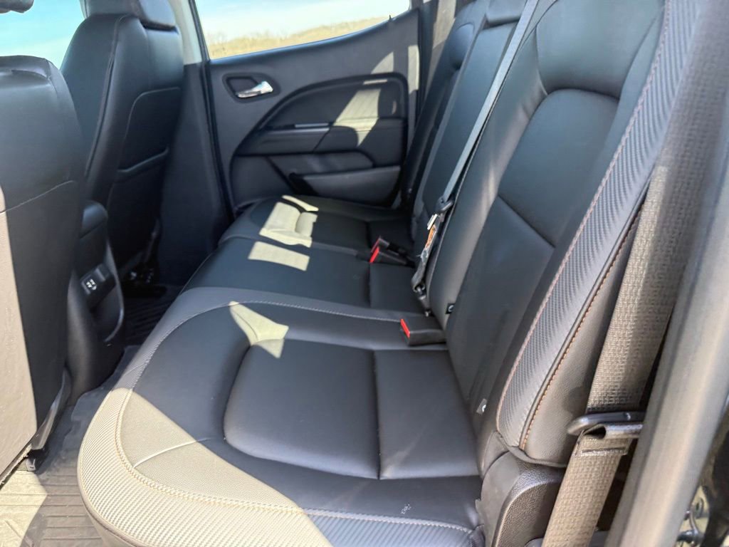 Used 2022 GMC Canyon AT4 image 10