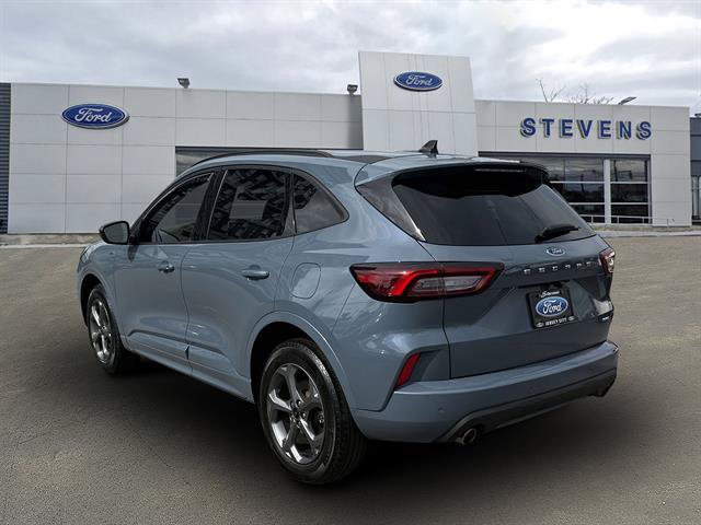 Certified 2024 Ford Escape ST-Line w/ Tech Pack #1 AWD/4WD image 3