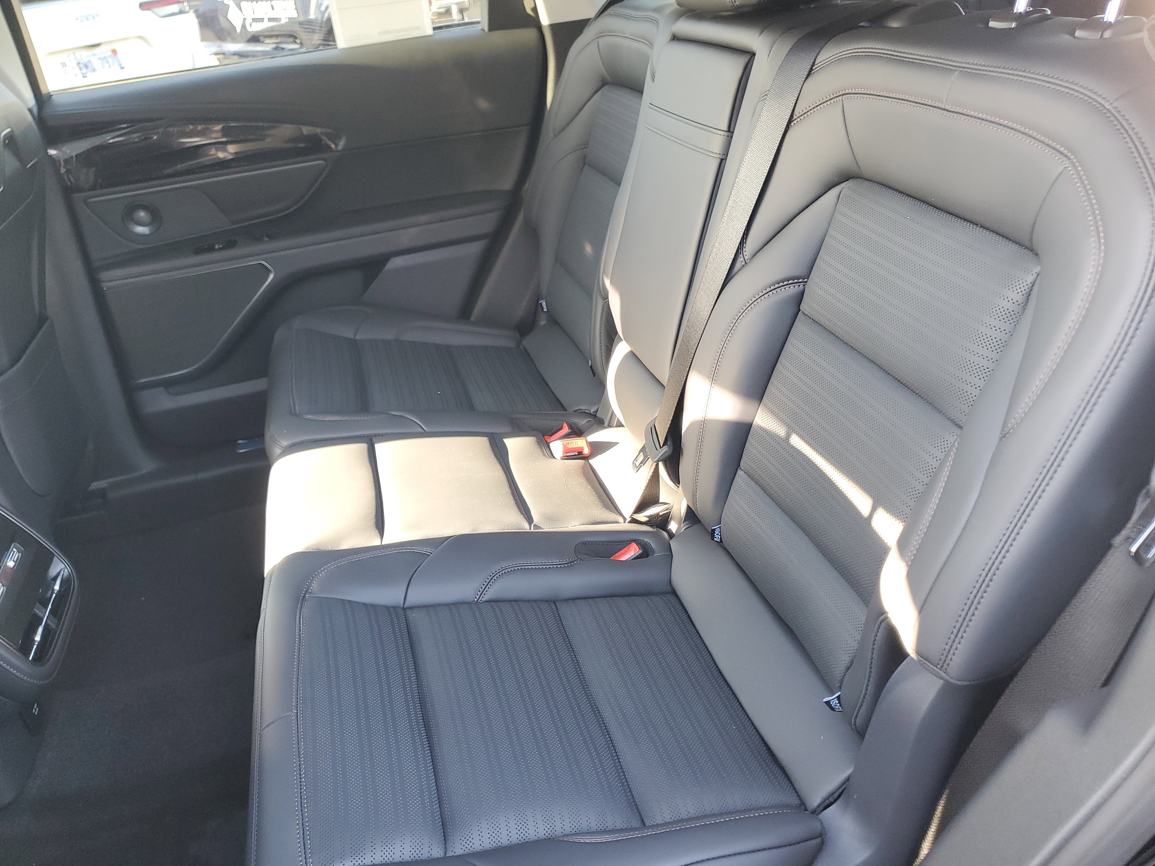 New 2026 Lincoln Nautilus Reserve w/ Jet Appearance Package image 30