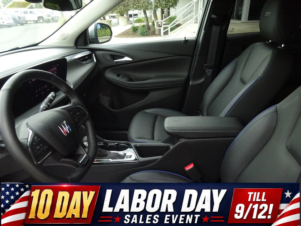 Used 2026 Buick Encore GX Sport Touring w/ Comfort Package FWD image 12