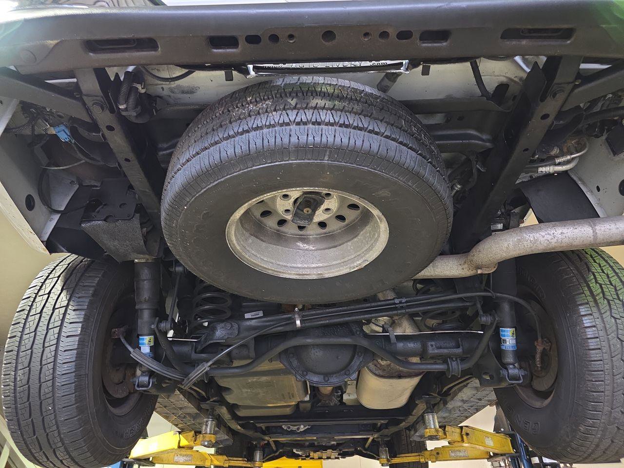 Used 2001 Chevrolet Tahoe LT w/ LT Preferred Equipment Group image 49