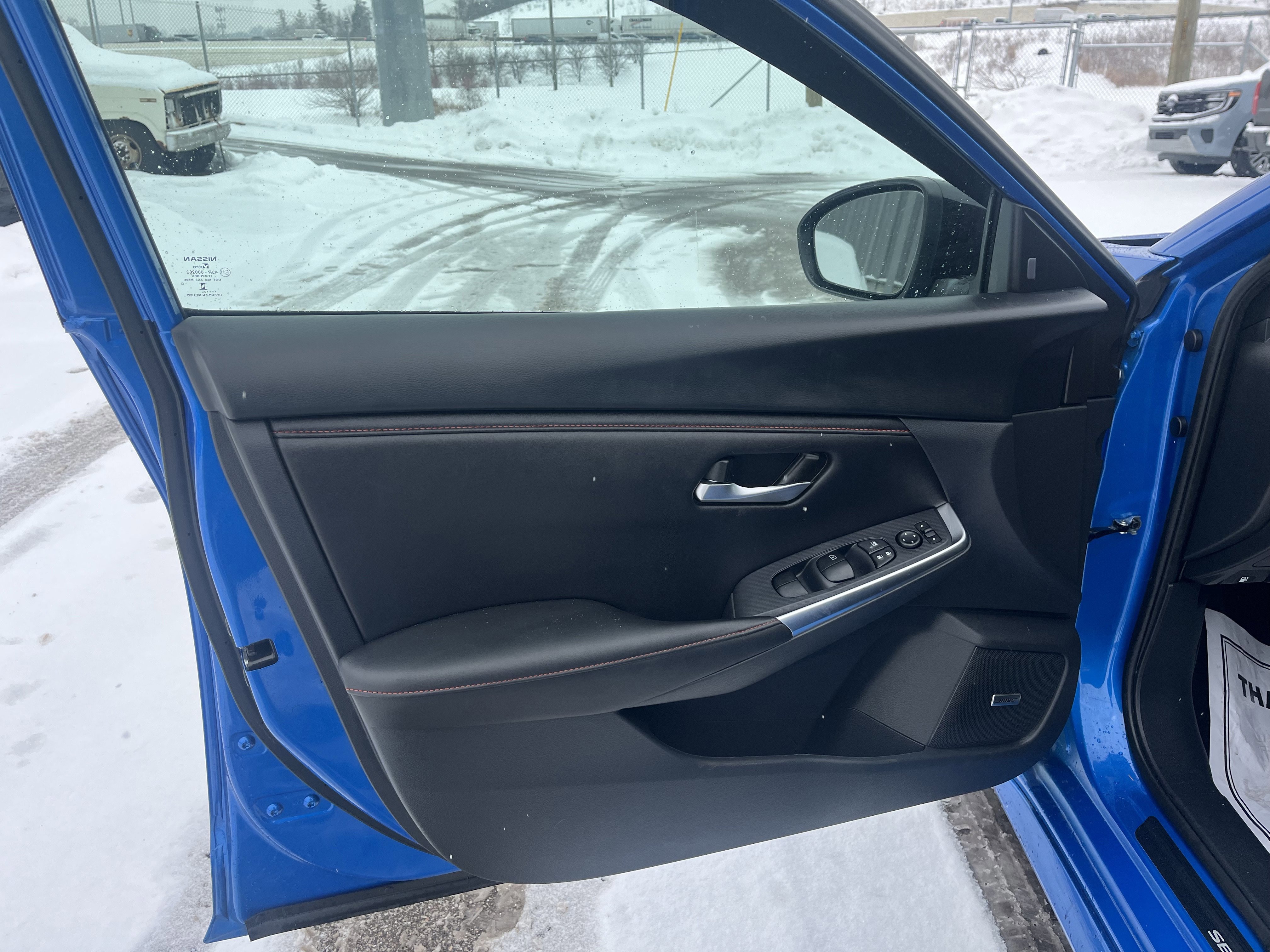 Used 2024 Nissan Sentra SR w/ SR Premium Package image 18