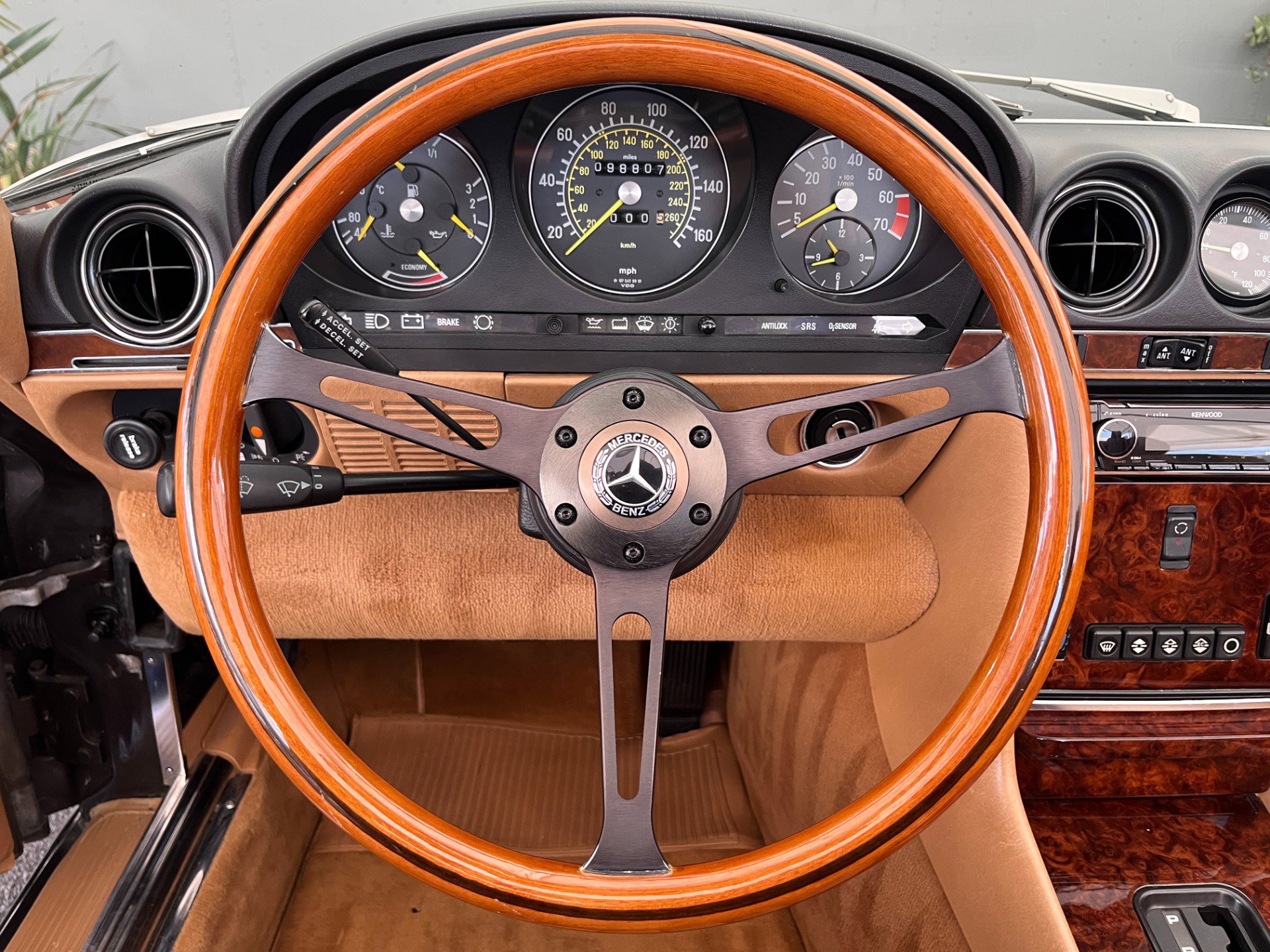 Used 1987 Mercedes-Benz 560 SL image 24