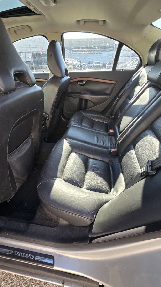 Used 2008 Volvo S80 3.2 image 18
