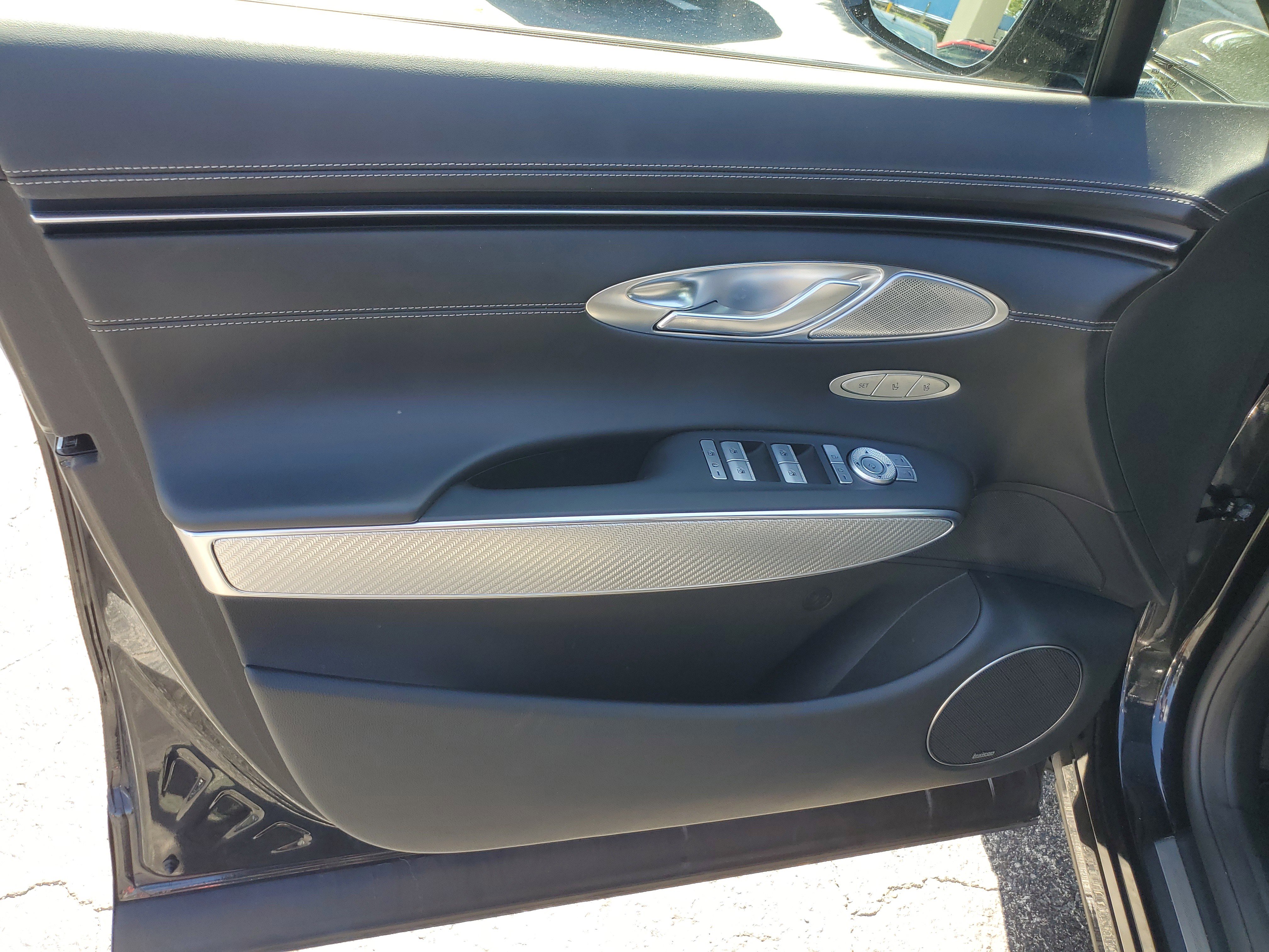 Used 2023 Genesis GV70 2.5T w/ Sport Prestige Package image 23