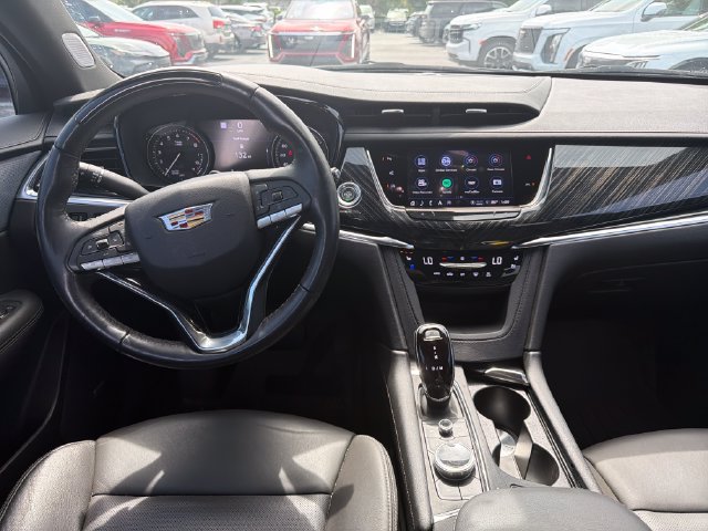 Certified 2024 Cadillac XT6 Premium Luxury w/ Technology Package FWD image 13