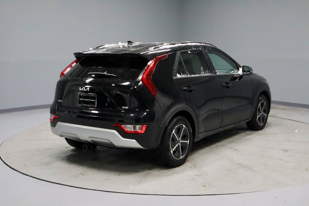 Used 2023 Kia Niro EX image 12