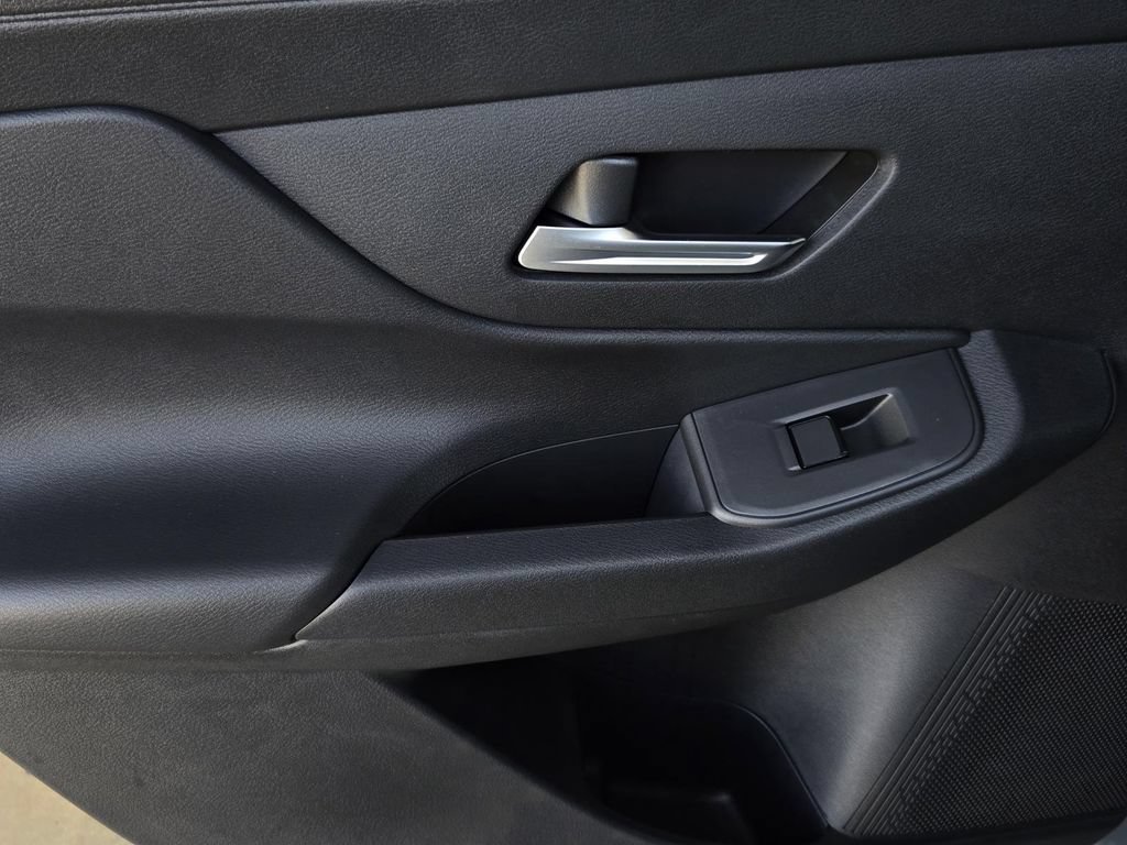 New 2026 Nissan Sentra SV w/ SV Convenience Package FWD image 10