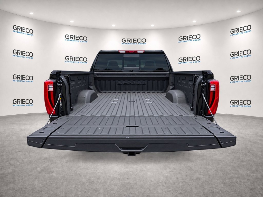 Used 2024 GMC Sierra 2500 Denali w/ Denali Reserve Package AWD/4WD image 10