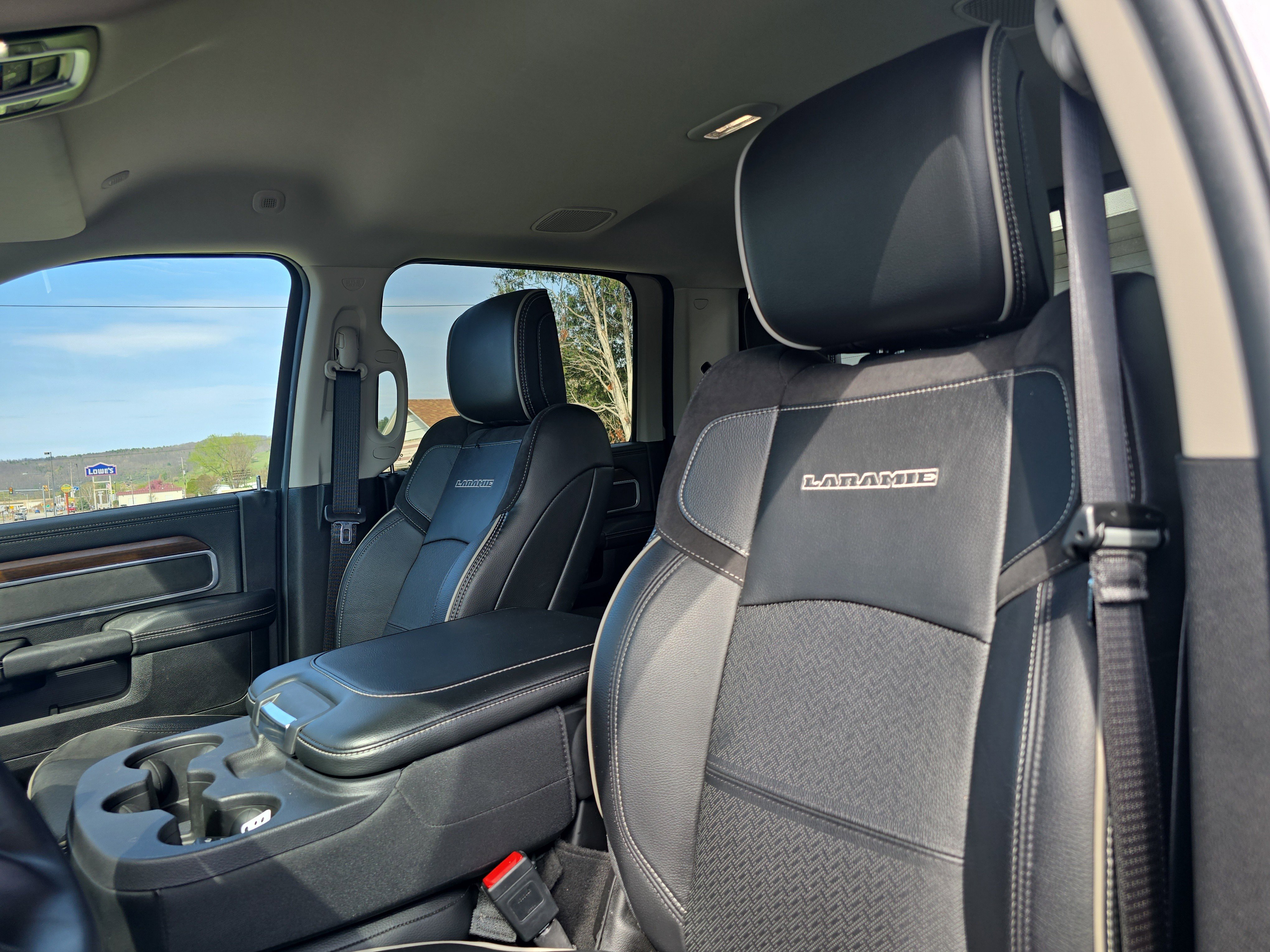 Used 2024 RAM 2500 Laramie w/ Safety Group AWD/4WD image 13