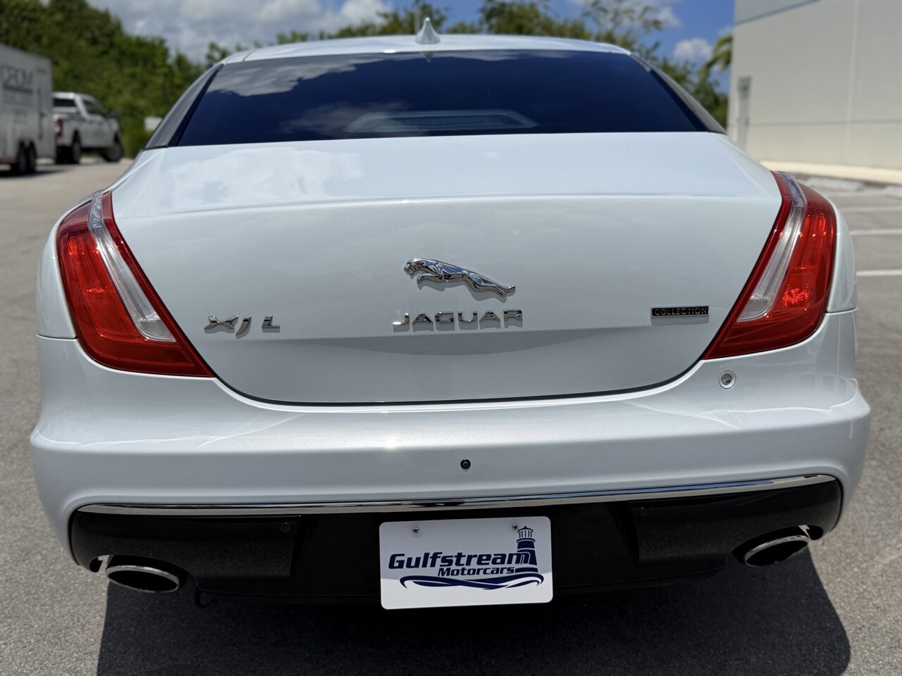 Used 2019 Jaguar XJ L Supercharged RWD image 8