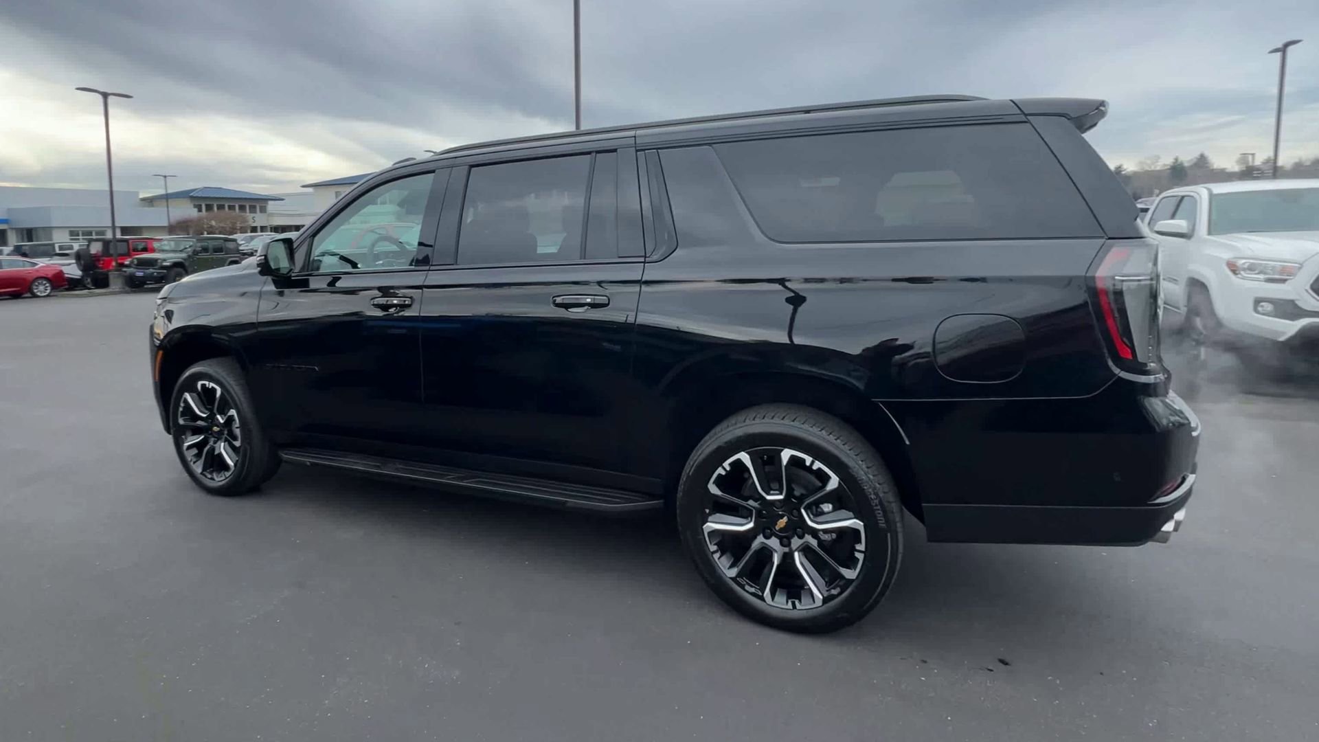 New 2026 Chevrolet Suburban RST w/ Comfort Package AWD/4WD image 74