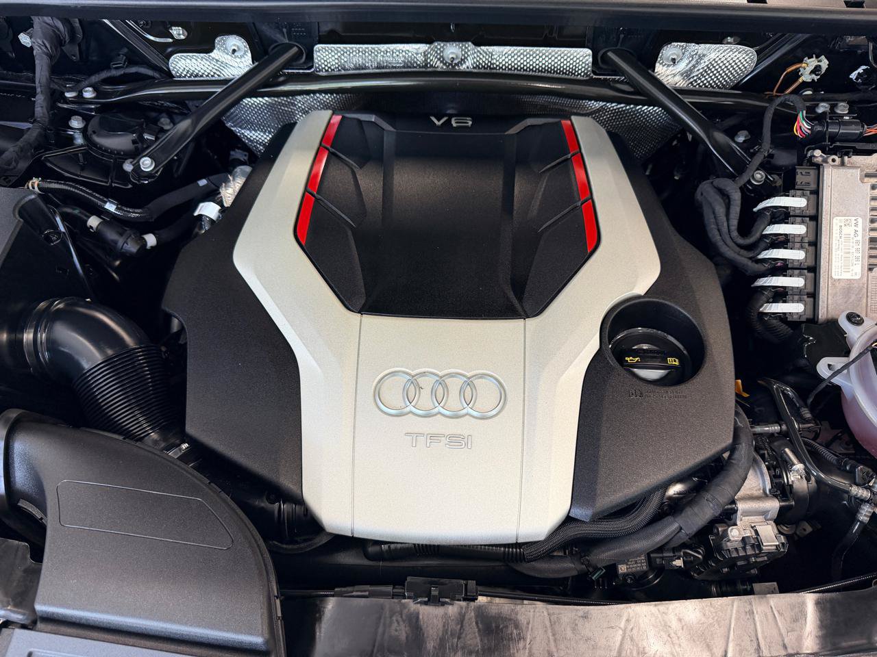 Used 2019 Audi SQ5 Prestige w/ Prestige Package AWD/4WD image 56