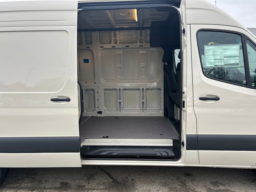 New 2026 Mercedes-Benz Sprinter 2500 image 23