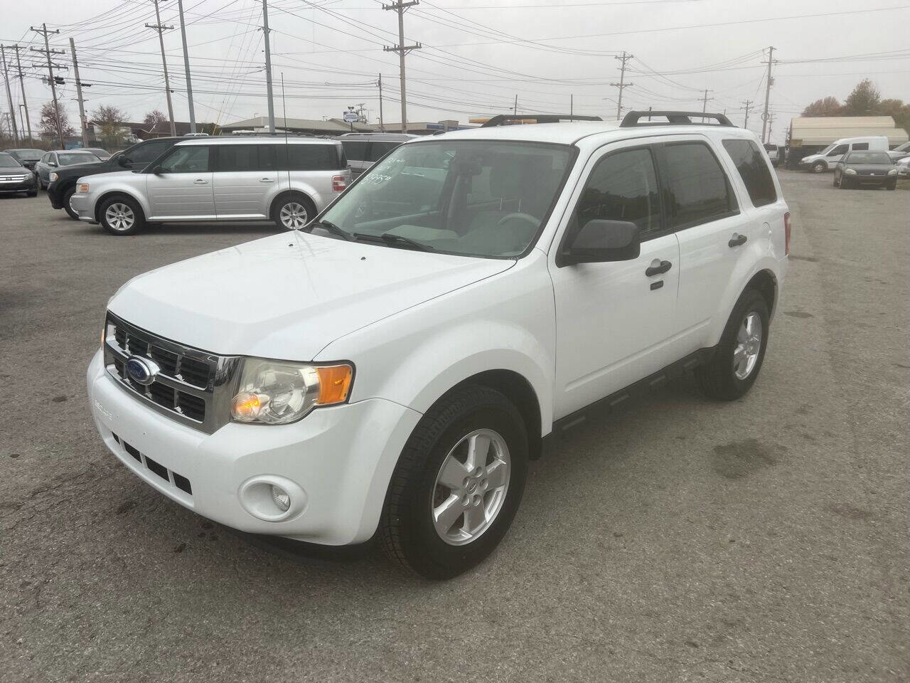 Used 2011 Ford Escape XLT image 5