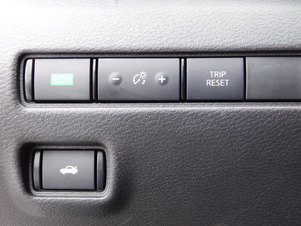 Used 2021 Nissan Sentra SV FWD image 21