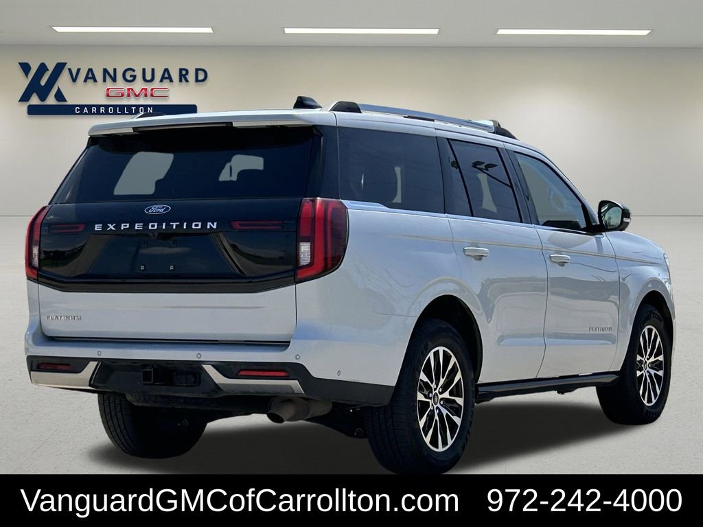 Used 2025 Ford Expedition Platinum image 10