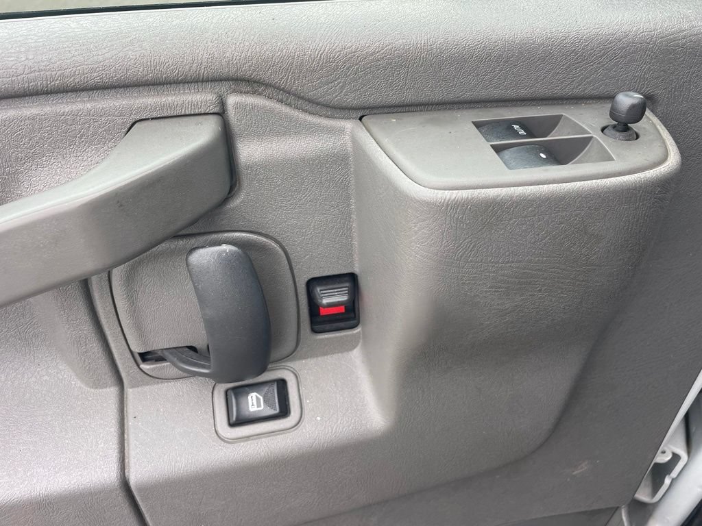 Used 2021 Chevrolet Express 2500 w/ Driver Convenience Package RWD image 24
