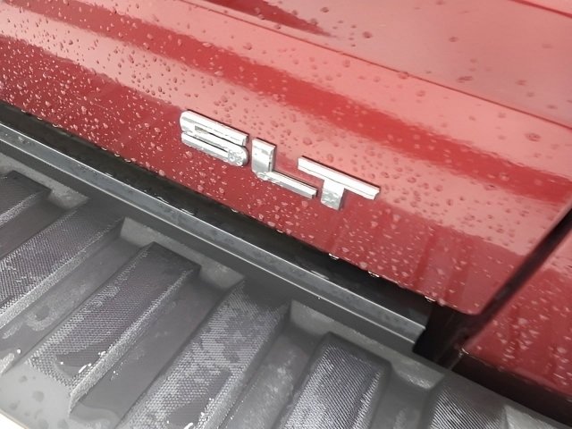 Used 2017 GMC Sierra 1500 SLT w/ SLT Premium Package AWD/4WD image 12