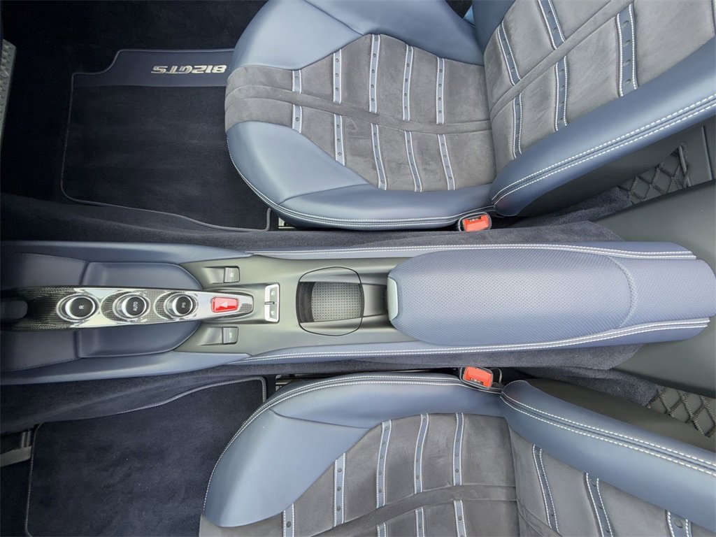 Used 2021 Ferrari 812 GTS image 21