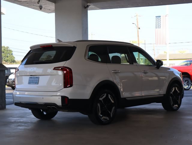 Used 2024 Kia Telluride S w/ S Sunroof Package FWD image 5