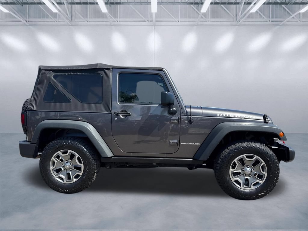 Used 2014 Jeep Wrangler Rubicon w/ Power Convenience Group AWD/4WD image 3
