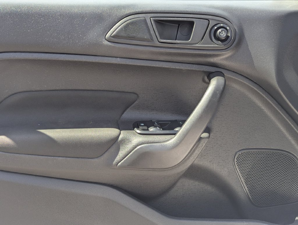 Used 2018 Ford Fiesta SE FWD image 12