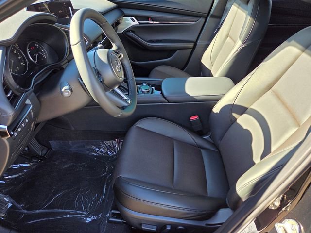 New 2026 MAZDA MAZDA3 Hatchback w/Premium Plus Pkg image 6