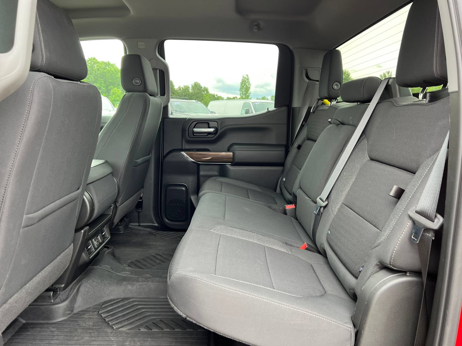 Used 2022 Chevrolet Silverado 1500 RST AWD/4WD image 5