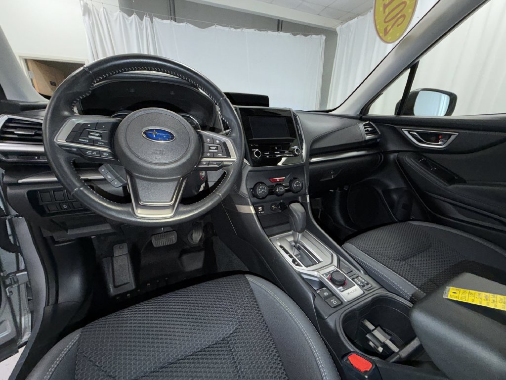 Used 2019 Subaru Forester Premium w/ All-Weather Package AWD/4WD image 12