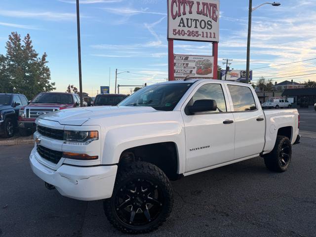 Used 2018 Chevrolet Silverado 1500 Custom w/ Custom Value Package image 1