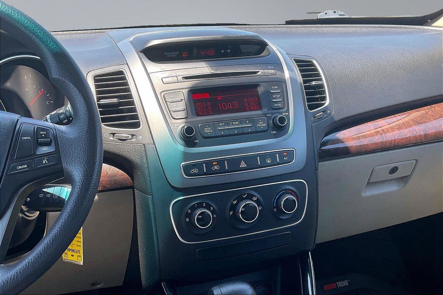Used 2015 Kia Sorento LX FWD image 8