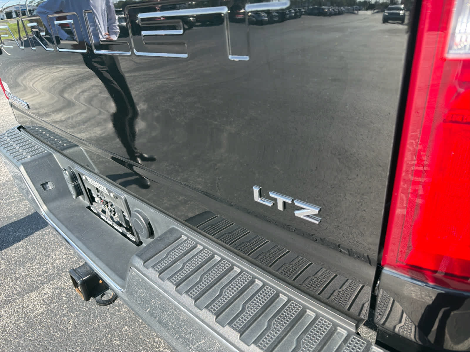 Used 2024 Chevrolet Silverado 2500 LTZ RWD image 14
