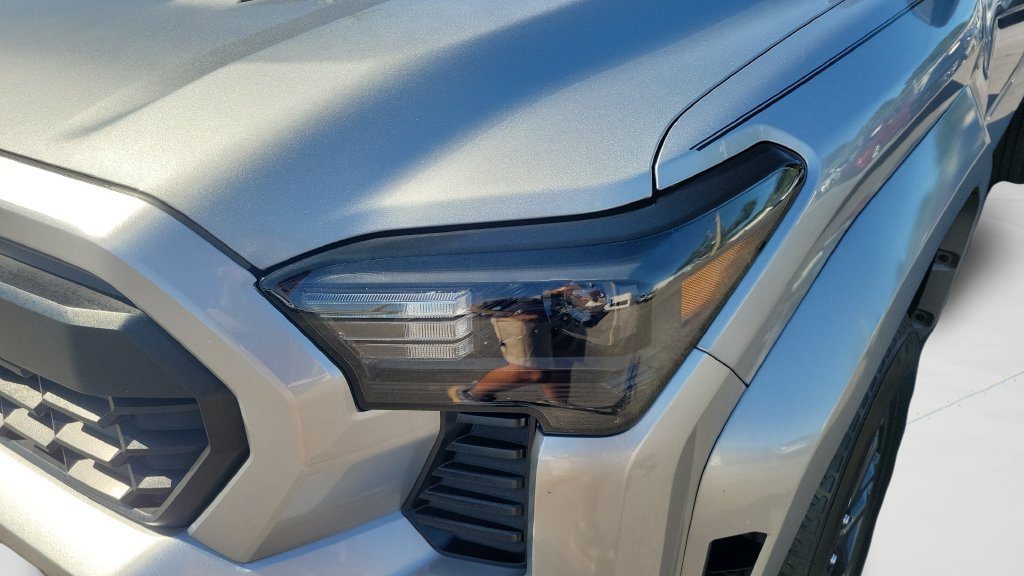 Used 2025 Toyota Tacoma TRD Sport RWD image 24