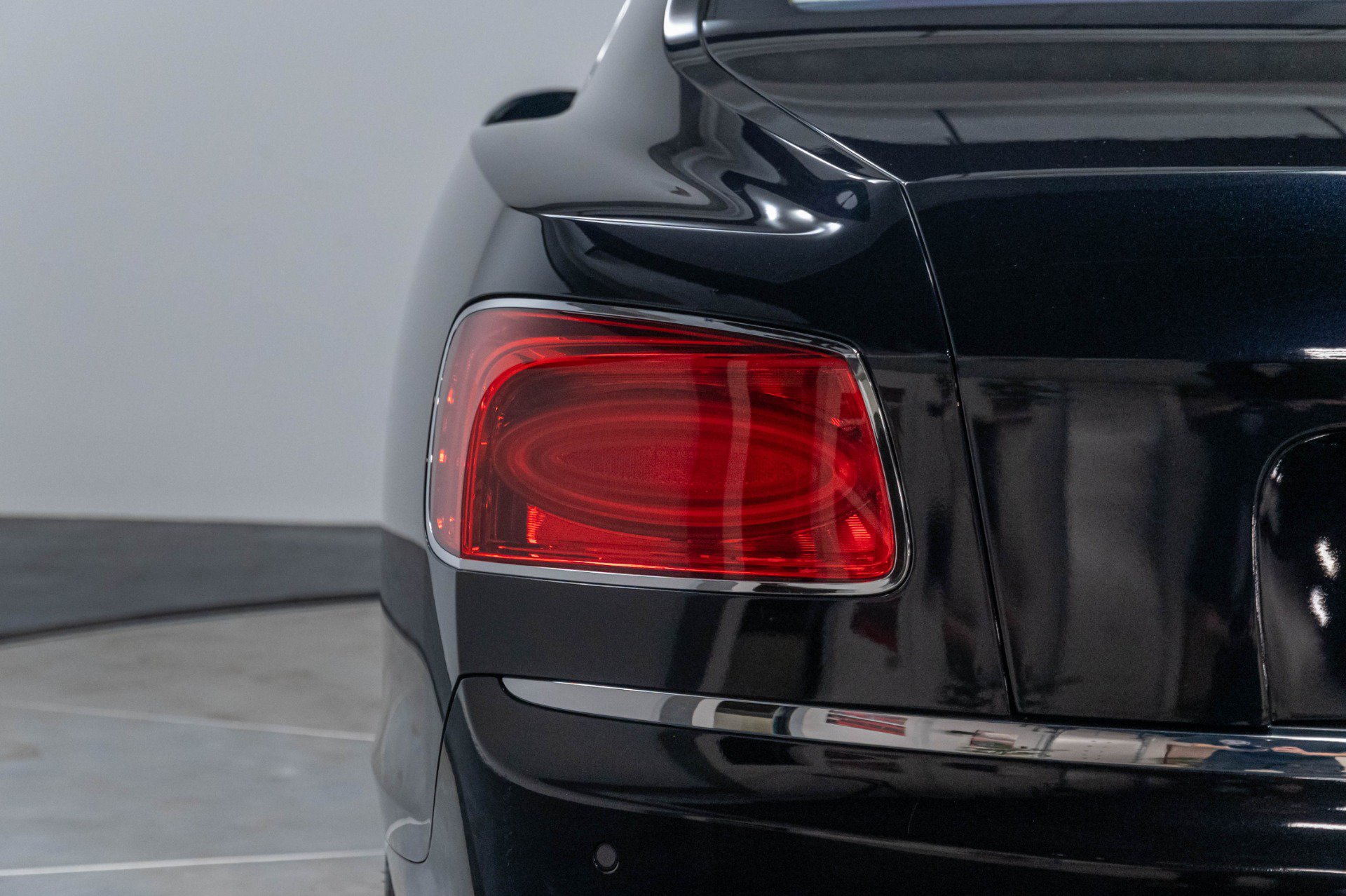 Used 2015 Bentley Flying Spur V8 AWD/4WD image 52