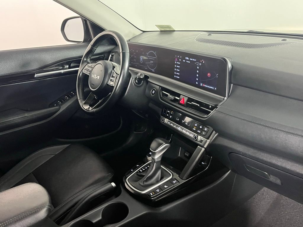 Used 2025 Kia Seltos EX image 35