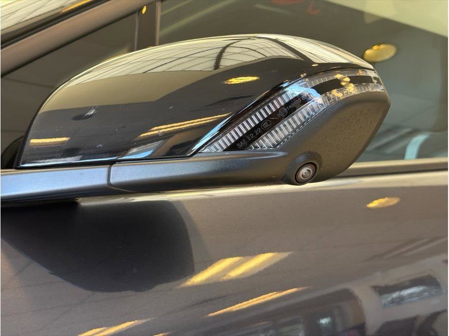 Used 2023 Fisker Ocean Extreme image 40