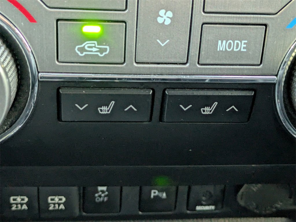 Used 2021 Toyota Tundra Limited image 26