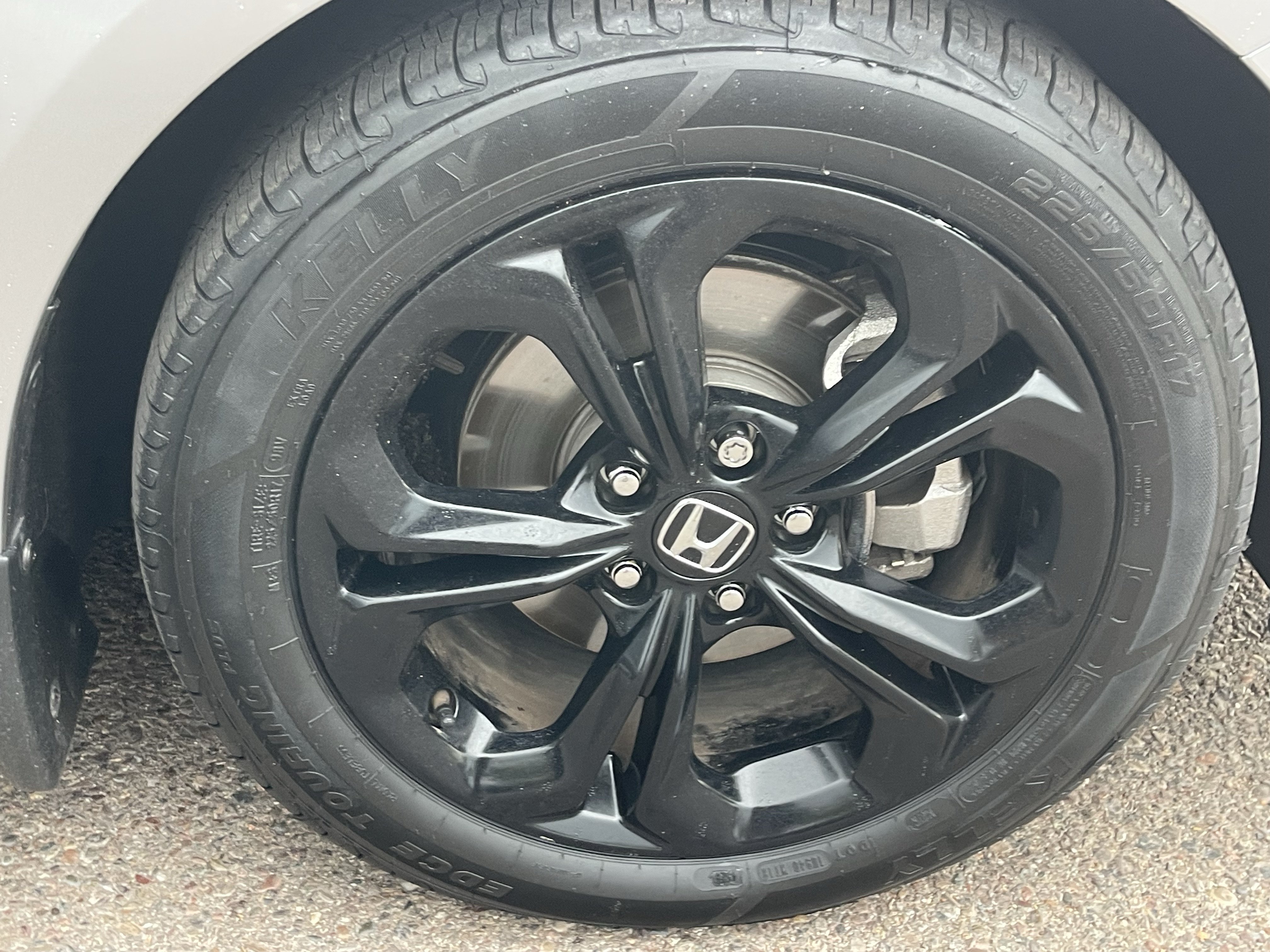 Used 2025 Honda Accord SE image 9