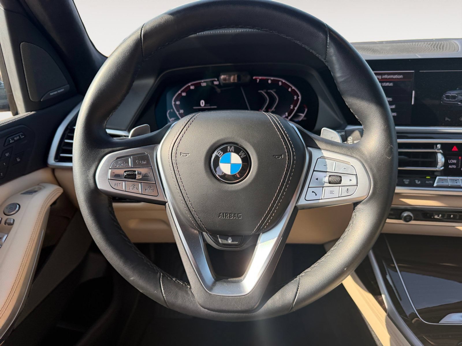 Used 2021 BMW X7 xDrive40i w/ Premium Package AWD/4WD image 12