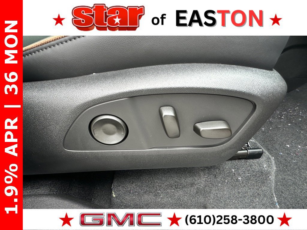 New 2026 GMC Acadia AT4 w/ Luxury Package image 10