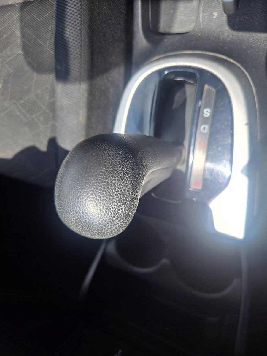 Used 2015 Honda Fit EX image 42
