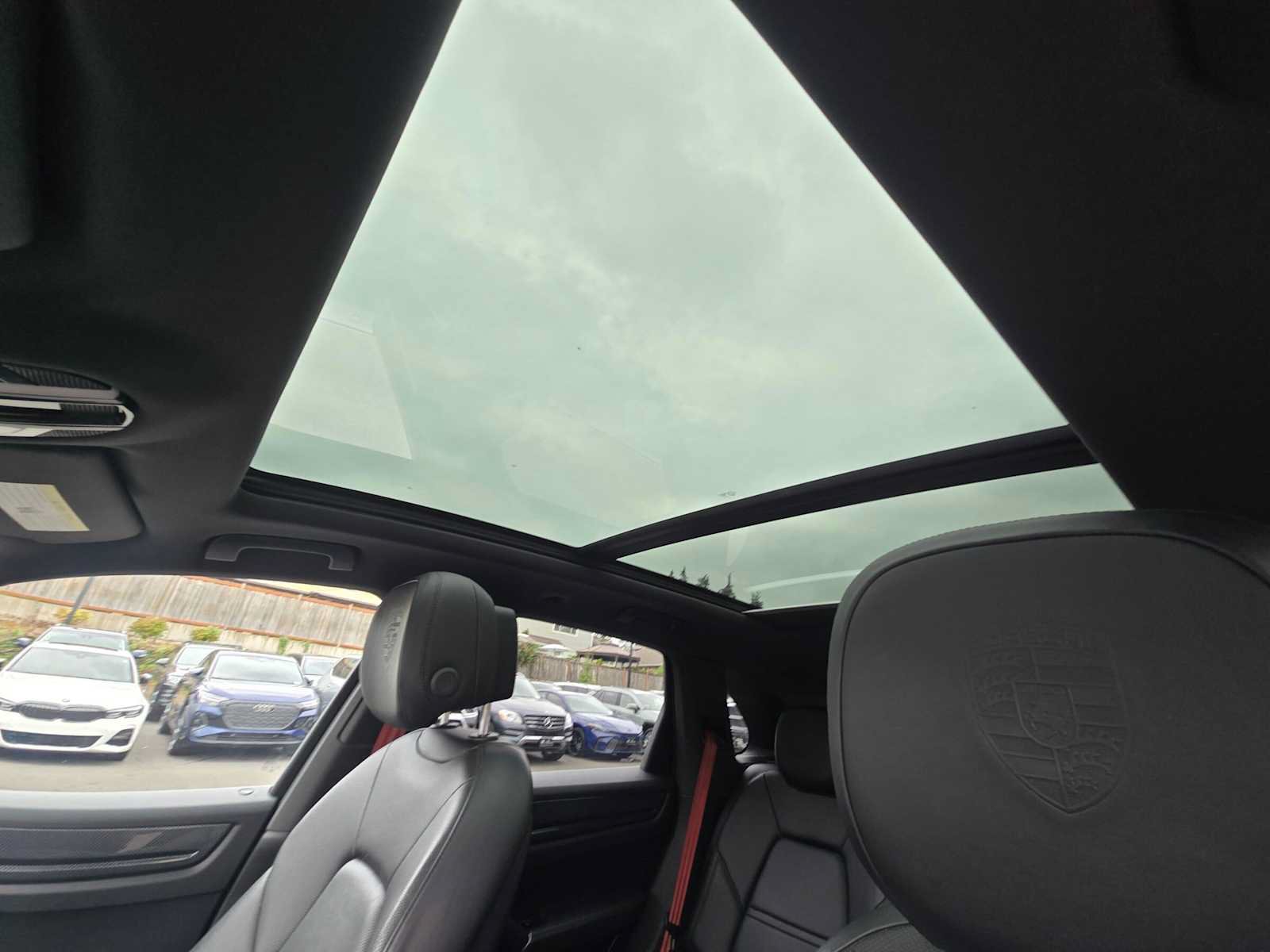 Used 2019 Porsche Cayenne AWD/4WD image 22