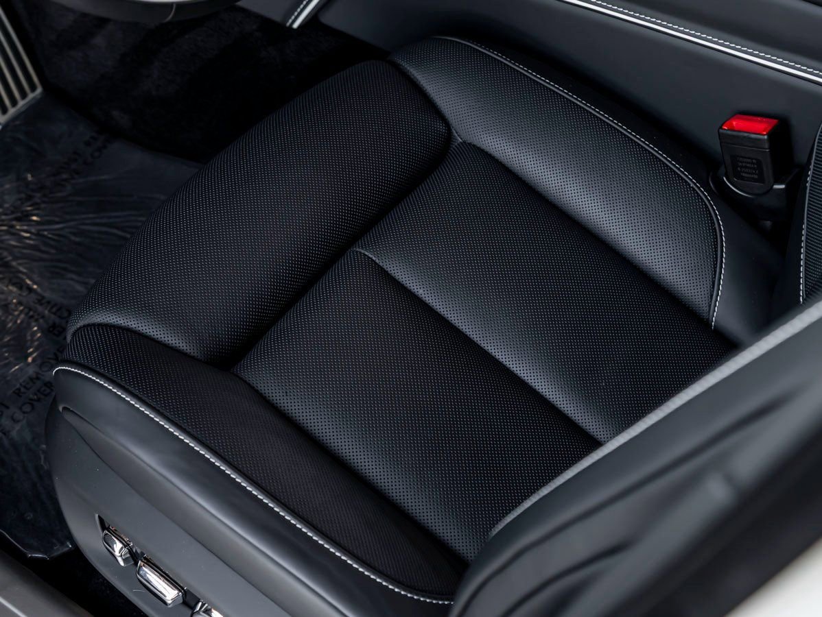 Used 2024 Rolls-Royce Ghost image 23